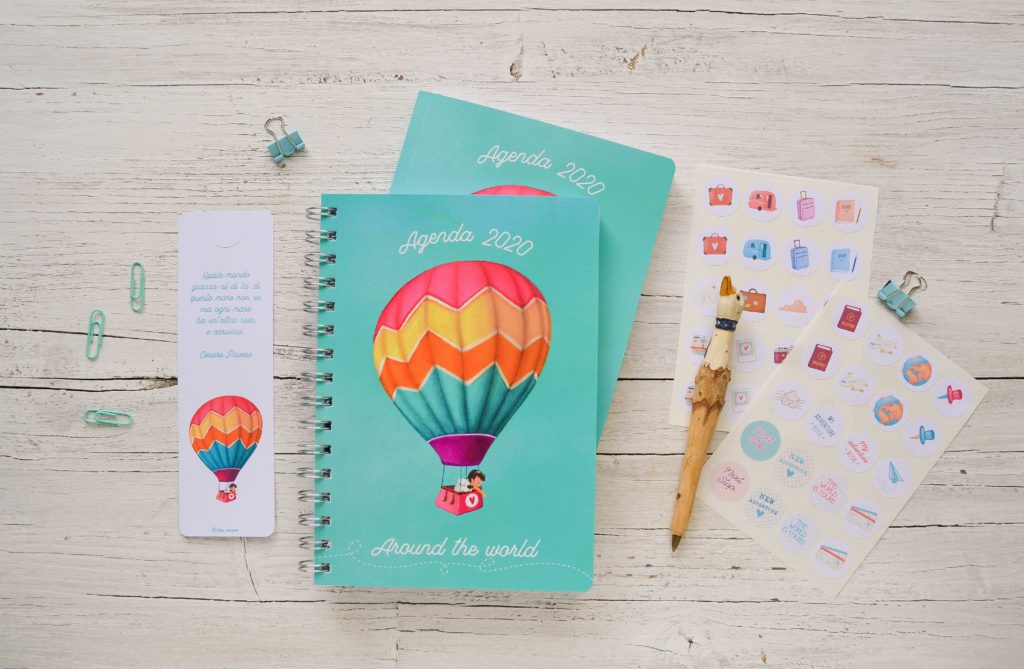 2020 Weekly planner diary Around the world